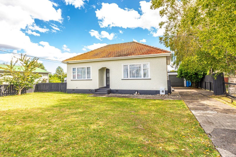 29 Caffray Avenue, Aramoho, Whanganui - Carousel 1