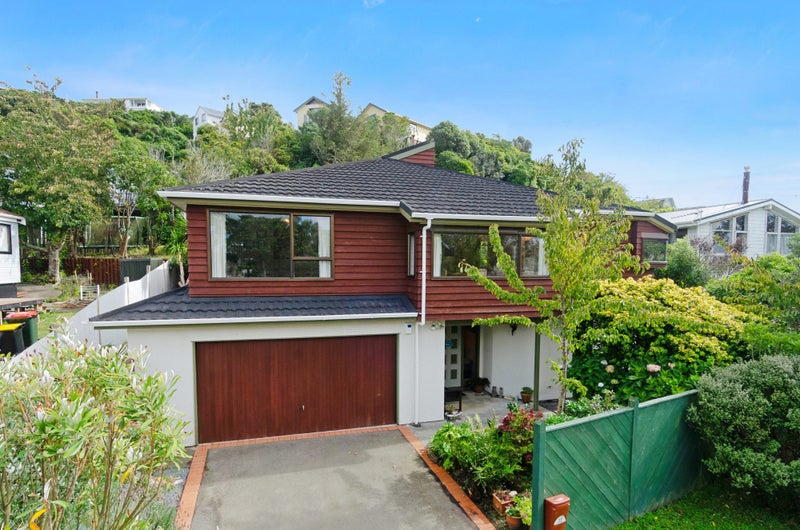 12 Orissa Crescent, Broadmeadows, Wellington - Carousel 1