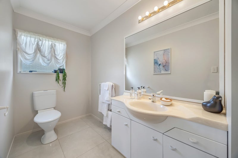 16 Tornado Place, West Harbour, Auckland - Carousel 28