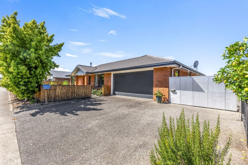 4 Ernest Place, Brightwater - Carousel 2