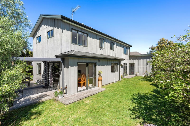13A Wellesley Road, Mangere Bridge, Auckland - Carousel 1