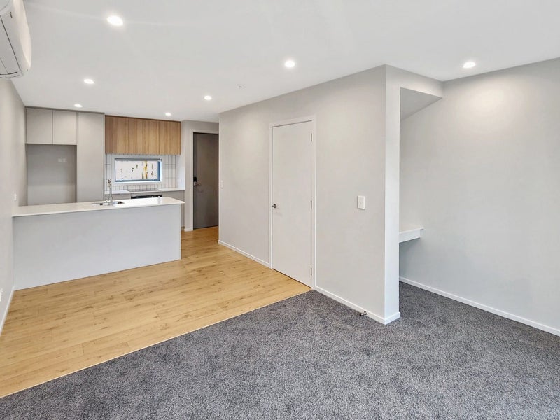 8/16 Sladden Street, Naenae, Lower Hutt - Carousel 1
