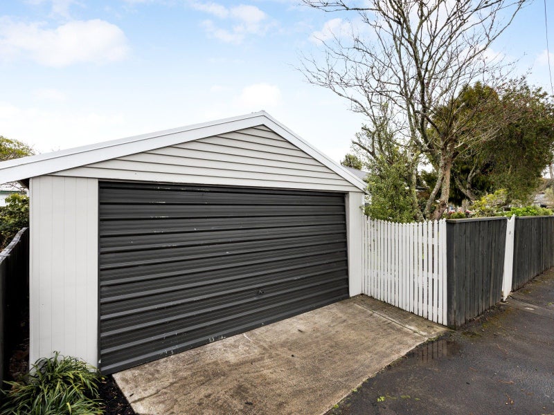49 Horne Street, Hamilton Central, Hamilton - Carousel 2