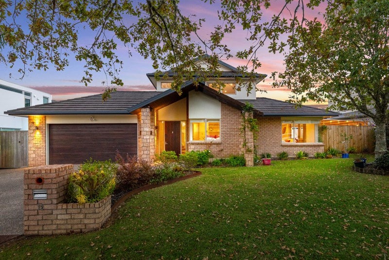 12 English Oak Drive, Schnapper Rock, Auckland - Carousel 1