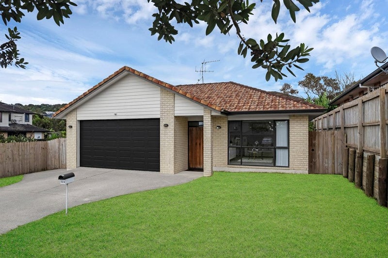 15A Thomas Road, Flat Bush, Auckland - Carousel 1