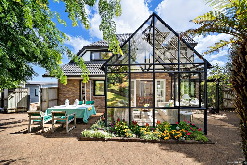 32A Arthur Street, Ellerslie, Auckland - Carousel 30