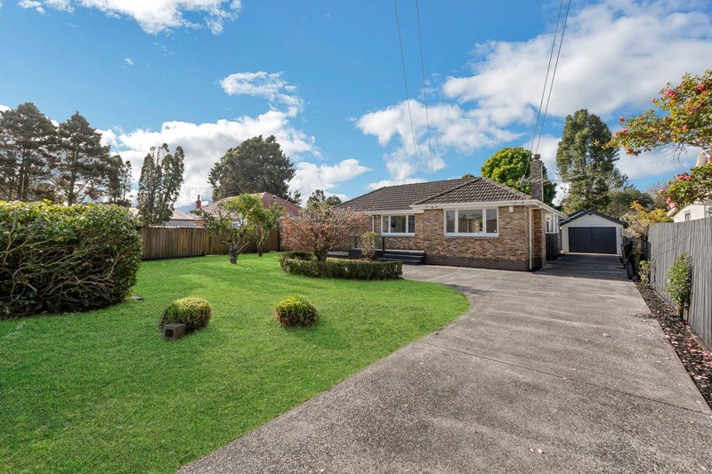 9 Bunnythorpe Road, Papakura, Papakura - Carousel 2