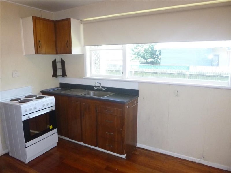 1/94 Pharazyn Street, Melling, Lower Hutt - Carousel 2