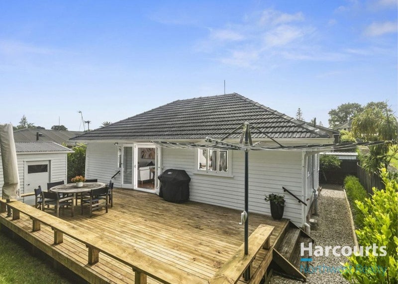 2/92 Kervil Avenue, Te Atatu Peninsula, Auckland - Carousel 1