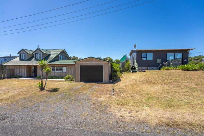 19 Dixie Street, Otaki - Carousel 1