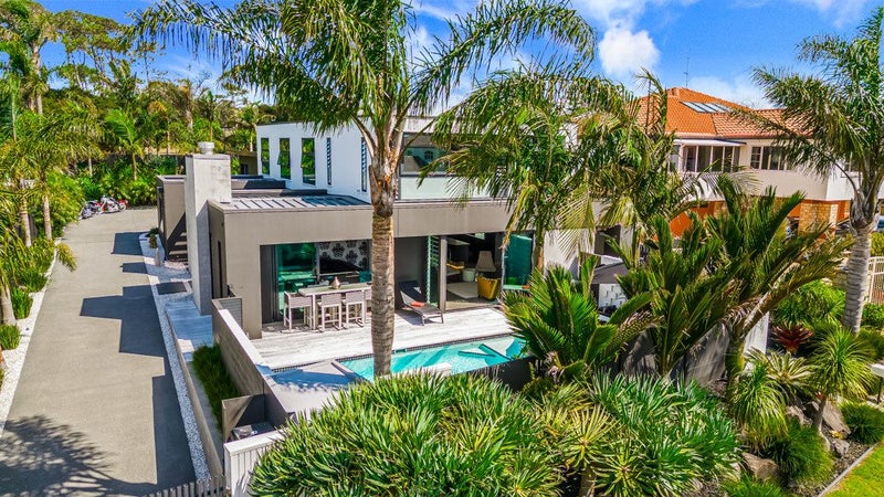 3 Mansion Court, West Harbour, Auckland - Carousel 2