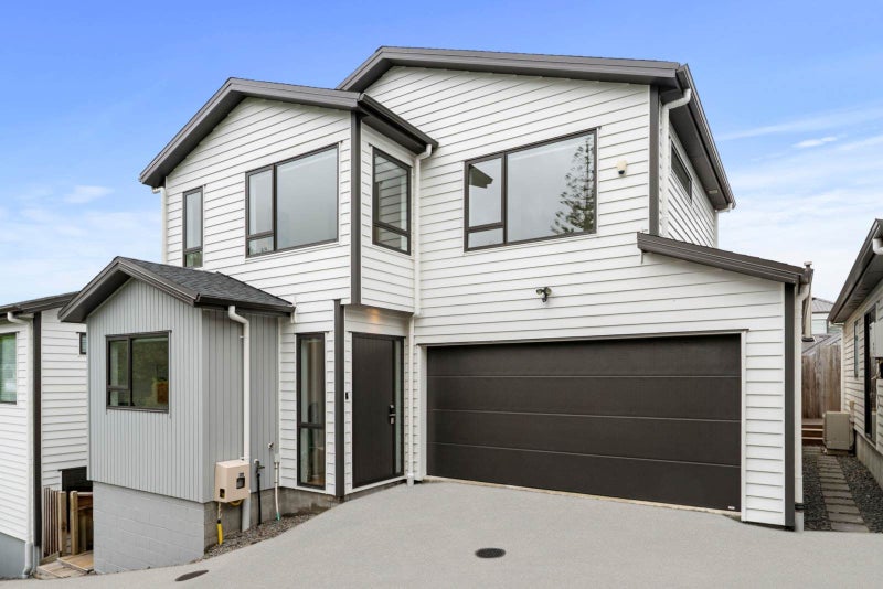 4B Ramillies Place, Glenfield, Auckland - Carousel 1