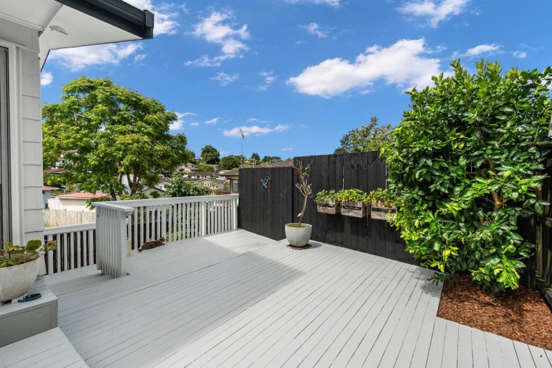 11A Alidade Place, Massey, Auckland  - Carousel 2
