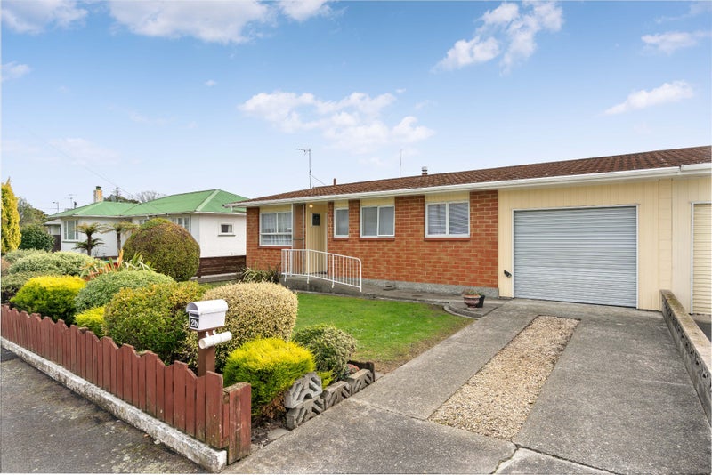 2B Coddington Crescent, Masterton - Carousel 1