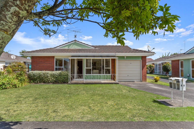 1/30 Coyle Street, Sandringham, Auckland - Carousel 1