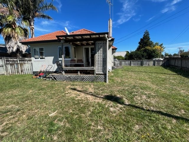 220 Clyde Street, Hamilton East, Hamilton - Carousel 2