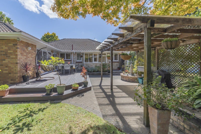 21 Clevedon Road, Papakura - Carousel 1