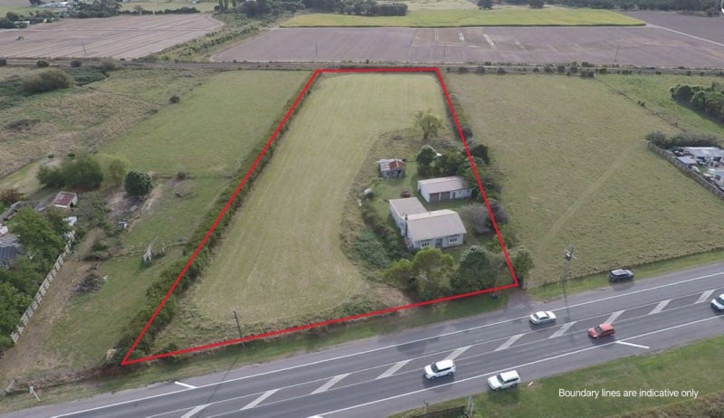 584 State Highway 1, Levin - Carousel 1