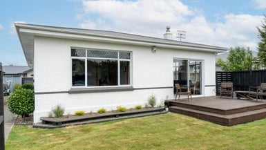 219 George Street, Waverley, Invercargill - Carousel 1