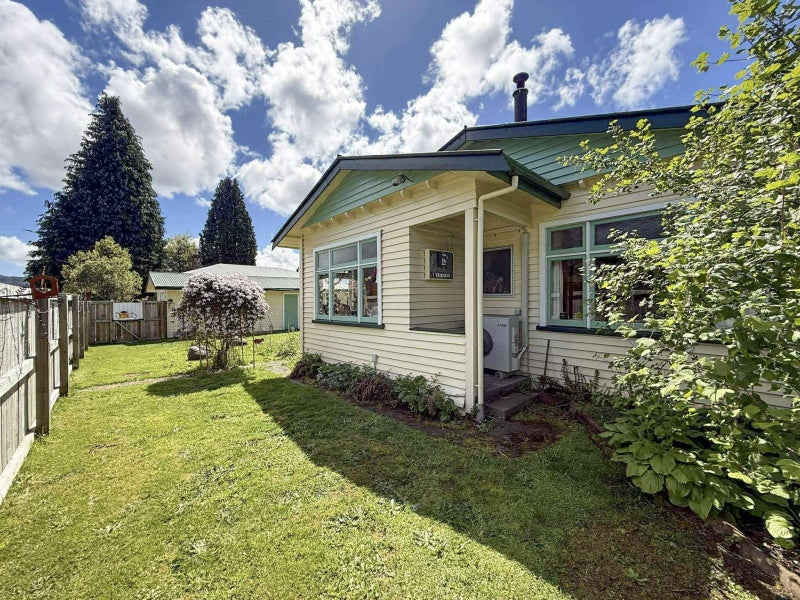 10 Broadway, Reefton, Reefton - Carousel 1