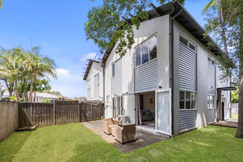 10 Pecan Place, Avondale, Auckland - Carousel 1