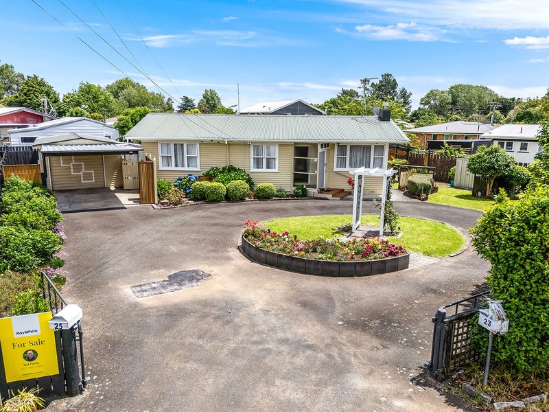 25 Patrick Place, Fitzroy, Hamilton - Carousel 2