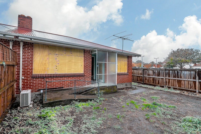 22 Caledonian Road, St Albans, Christchurch - Carousel 2