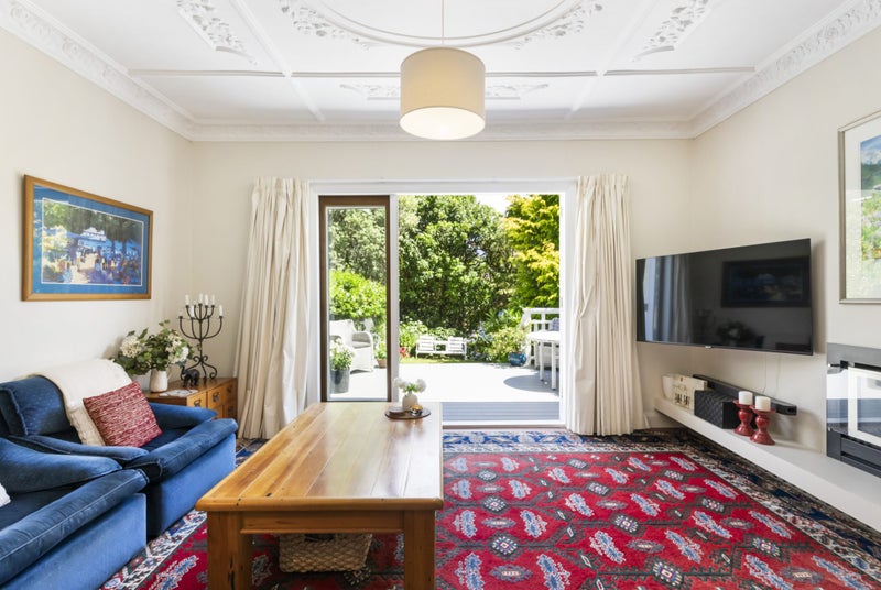 12 Albemarle Road, Northland, Wellington - Carousel 2