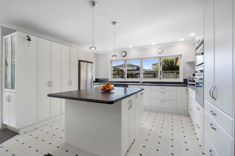 3 Reabrook Place, Katikati, Katikati - Carousel 1