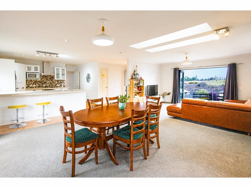 6 Lachlan Place, Marchwiel, Timaru - Carousel 2