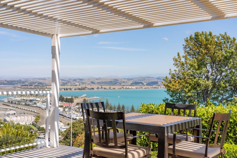 135 Thompson Road, Bluff Hill, Napier - Carousel 1