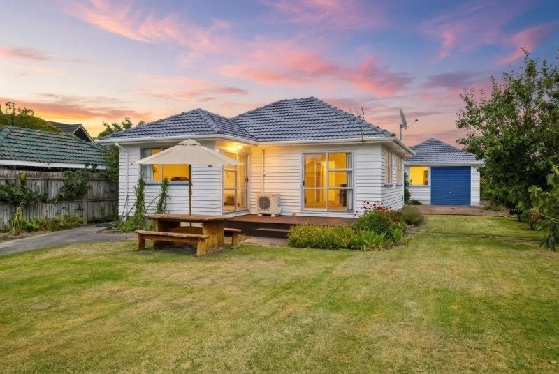 230 Avonhead Rd, Avonhead, Christchurch City, Canterbury - Carousel 2