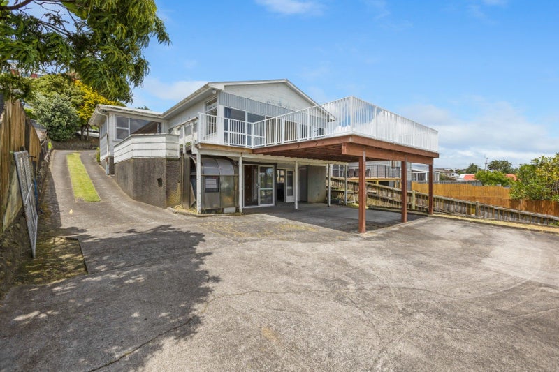 9 Mount View Place, Spotswood, New Plymouth - Carousel 2