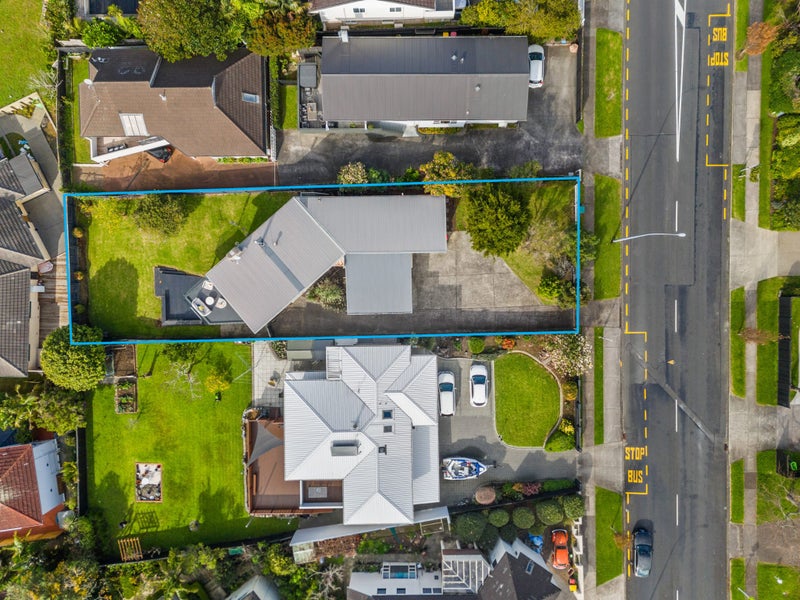 90 Sandspit Road, Shelly Park, Auckland - Carousel 41