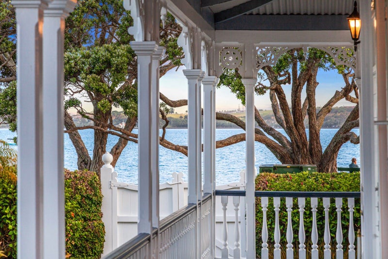 42 King Edward Parade, Devonport, Auckland - Carousel 2