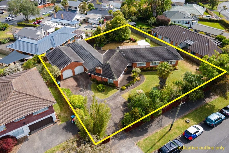 6 Heaphy Street, Blockhouse Bay, Auckland - Carousel 1