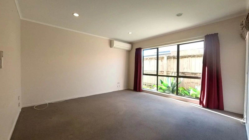 5B Noton Road, Mount Roskill, Auckland - Carousel 2