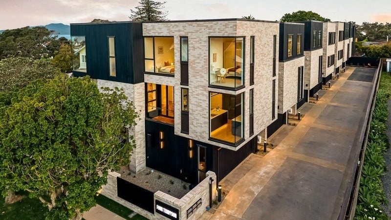 1/4 Tennyson Avenue, Takapuna, Auckland - Carousel 1