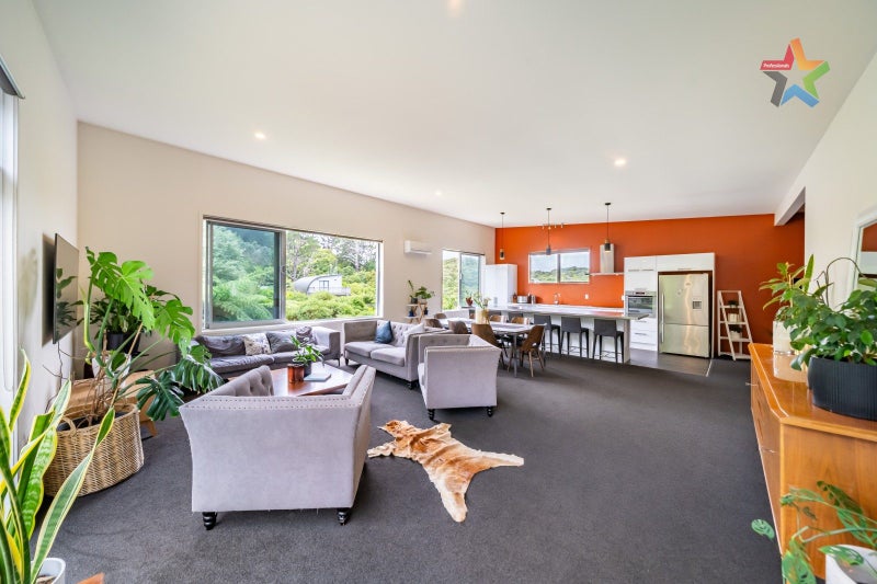 58A Maungaraki Road, Korokoro, Lower Hutt - Carousel 2