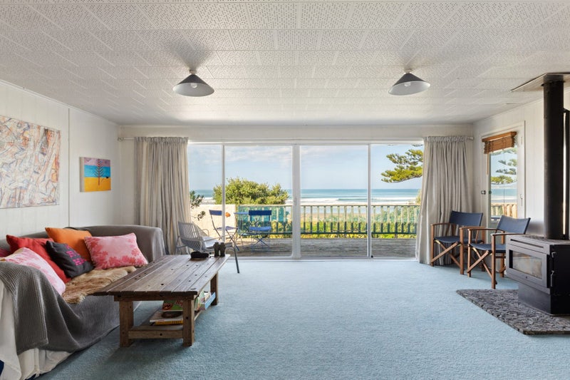 14 Makorori Beach Road, Makorori, Gisborne - Carousel 2