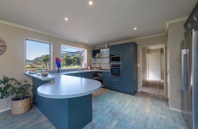 94 Cable Bay Road, Nelson - Carousel 2