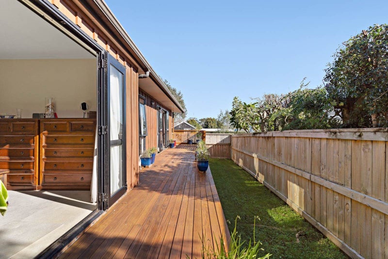 3/10 Springbank Lane, Te Atatu Peninsula, Auckland - Carousel 2