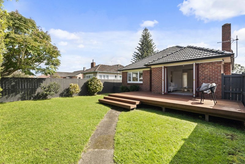 23 Avondale Road, Avondale, Auckland - Carousel 1
