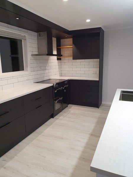 1/12 Vista Crescent, Maoribank, Upper Hutt - Carousel 2