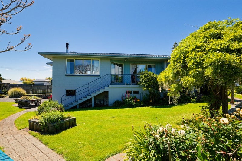 2 Adelphi Terrace, Kaikoura - Carousel 1