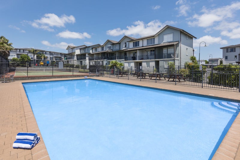 2/25 Opito Way, East Tamaki, Auckland - Carousel 2