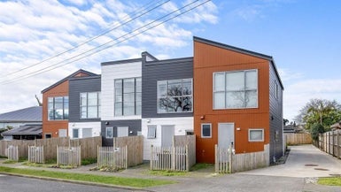 3/4 Ranier Street, Ellerslie, Auckland - Carousel 1