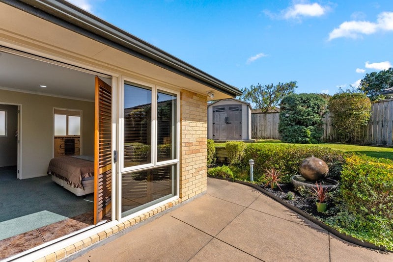 15 Kelvin Hart Drive, East Tamaki, Auckland - Carousel 2