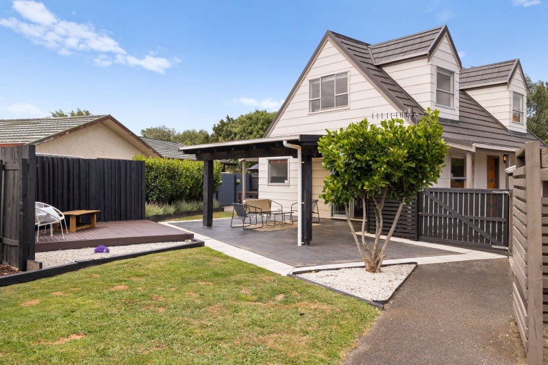 10 Humphries Place, Awapuni, Palmerston North - Carousel 1