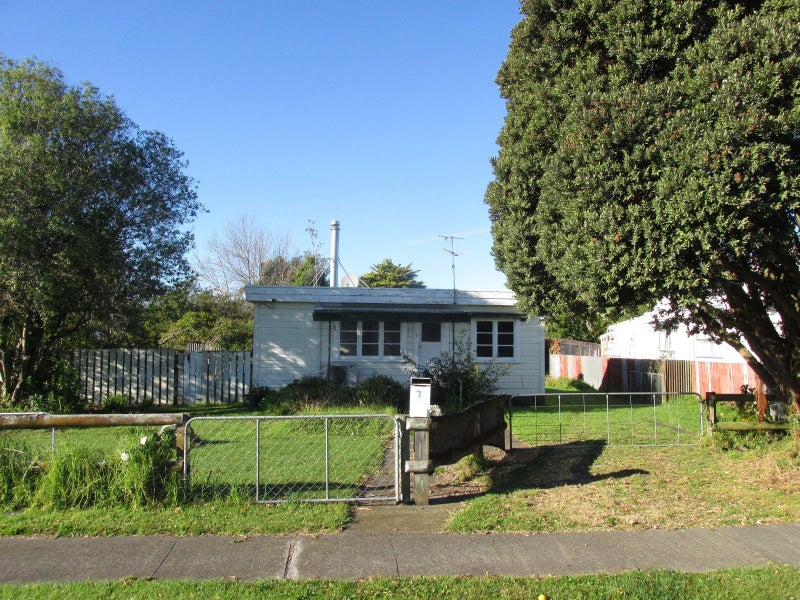 7 Victoria Avenue, Wairoa, Wairoa - Carousel 1